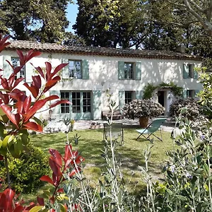 D'hotes Dans Mas Pres D'avignon , Chateaurenard France
